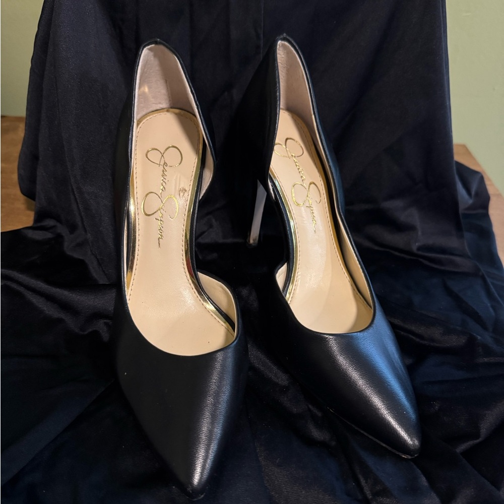 Sexy Black D’Orsay Stiletto Jessica Simpson Pumps Size 5